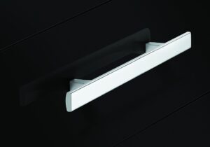 Chrome-Plated Aluminium Handle with Base - Image 2