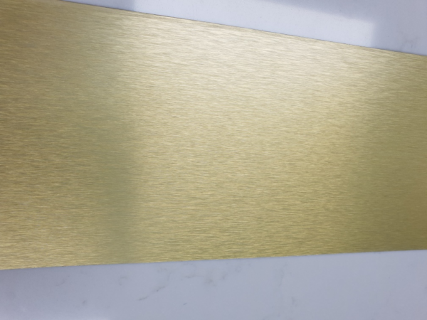 Brushed gold Finish Aluminium Laminate Kitchen Kickboard