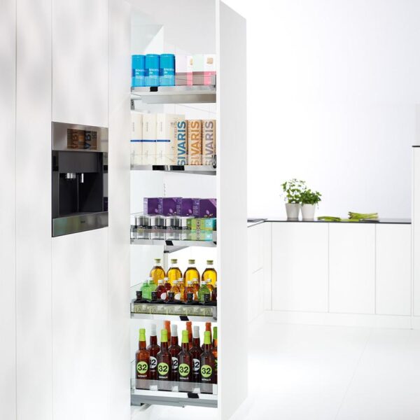 Convoy Centro Pull-Out Pantry