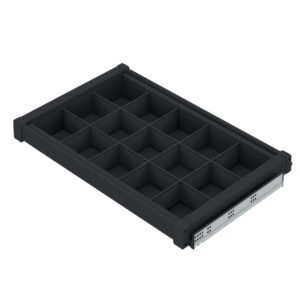 Soft Close Pull-Out drawer with Plastic Dividers, 600mm - Image 2